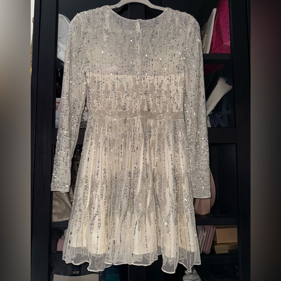 MAC DUGGAL High Neck Long Sleeve A Line Mini Dress - Size 8 - Picture 12 of 17